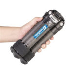 Leofoto LS-362C Tripod handgreepdemonstratie van het compacte ingeklapte statief.