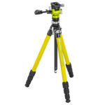 Leofoto LY-224C Tripod geel carbon statief met BV-0R videokop en LB-38 nivelleerbasis, poten uitgespreid op witte achtergrond.