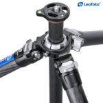 Leofoto LO-284C Tripod close-up van statiefschouder met halfronde schaal, middenkolom en libel.