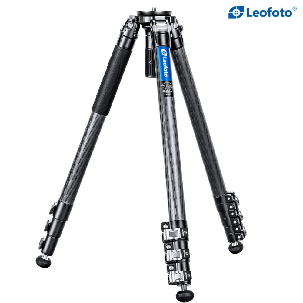 Leofoto LVM-324C Tripod uitgeklapt statief in alternatieve hoek met carbon poten