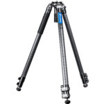 Leofoto LVM-323C Tripod detail van statiefpoten met rubbervoet en spike-combinatie