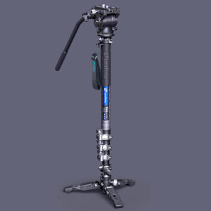 Leofoto MV-324C Monopod volledig overzicht van carbon eenbeenstatief op VD-03 ministatief met BV-10 videokop en panhendel
