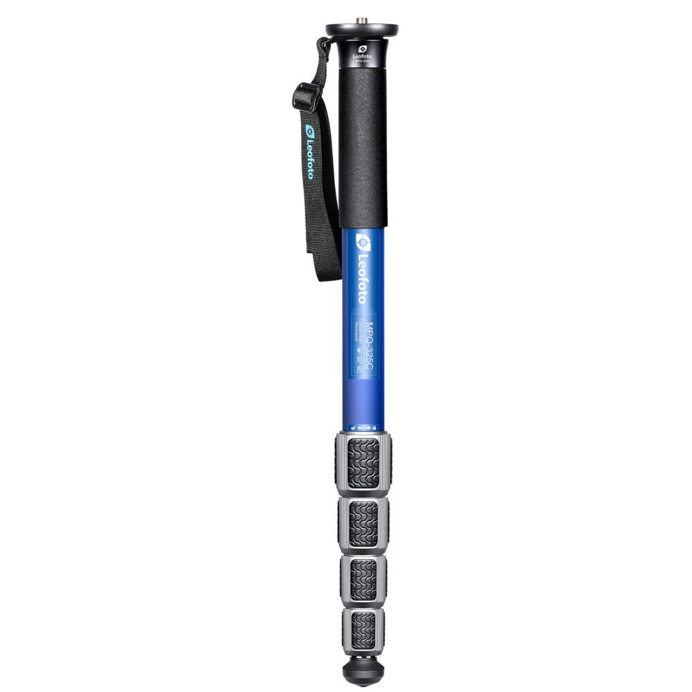 Leofoto MPQ-325C Monopod volledig aanzicht in blauw met twist-lock secties en draaglus