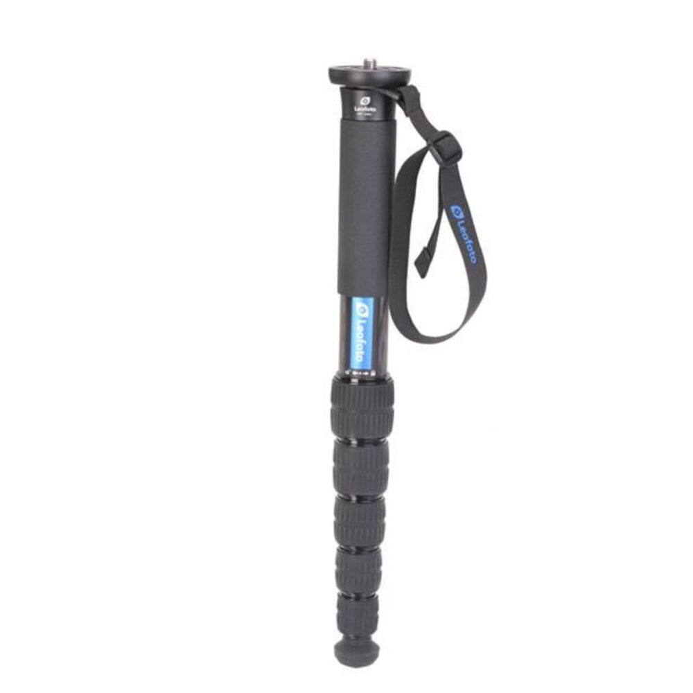 Leofoto MP-326C Monopod volledig aanzicht met polsriem en carbon secties