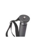 Leofoto MP-326C Monopod bovenaanzicht van montageplatform met schroefdraad en draaglus