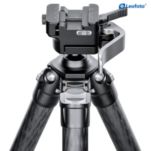 Leofoto SA-403C Tripod close-up van MA-30 geweeropname op statiefkruin