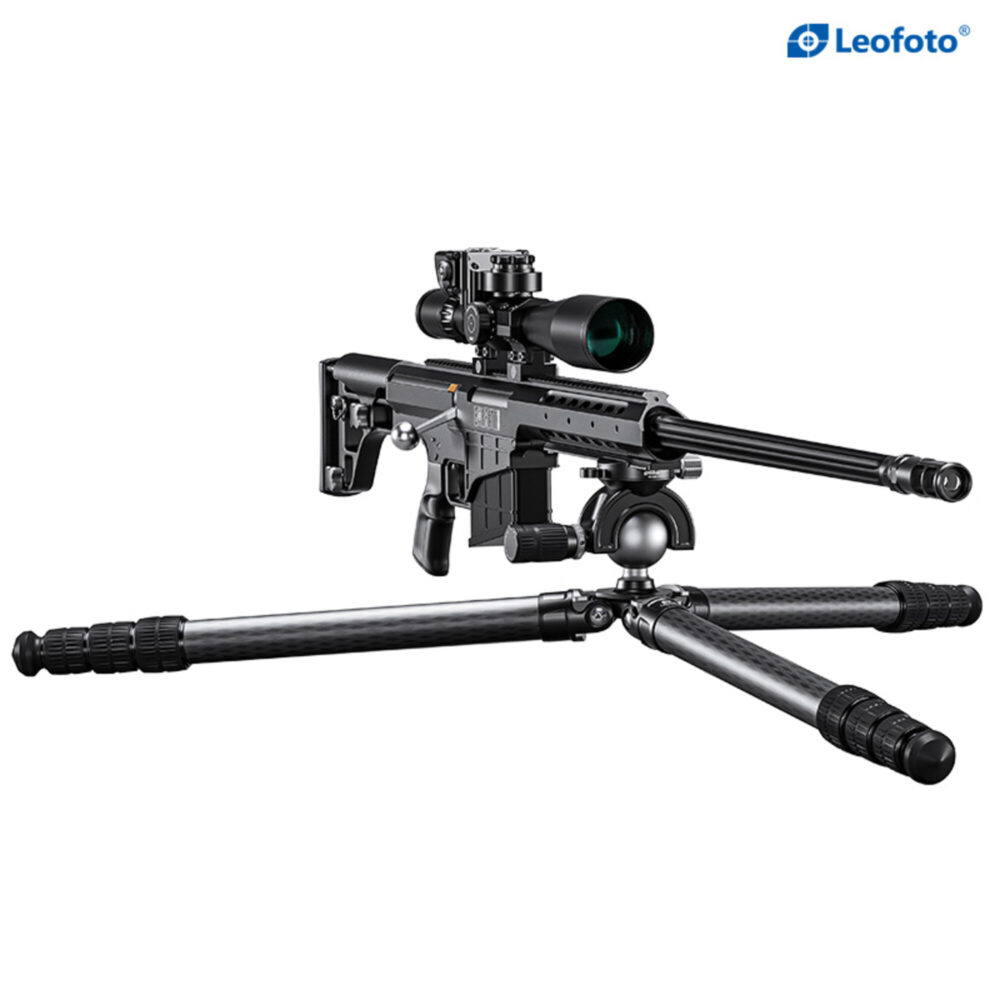 Leofoto SA-404C Tripod langwapen in schietopstelling met bipod als praktijkvoorbeeld