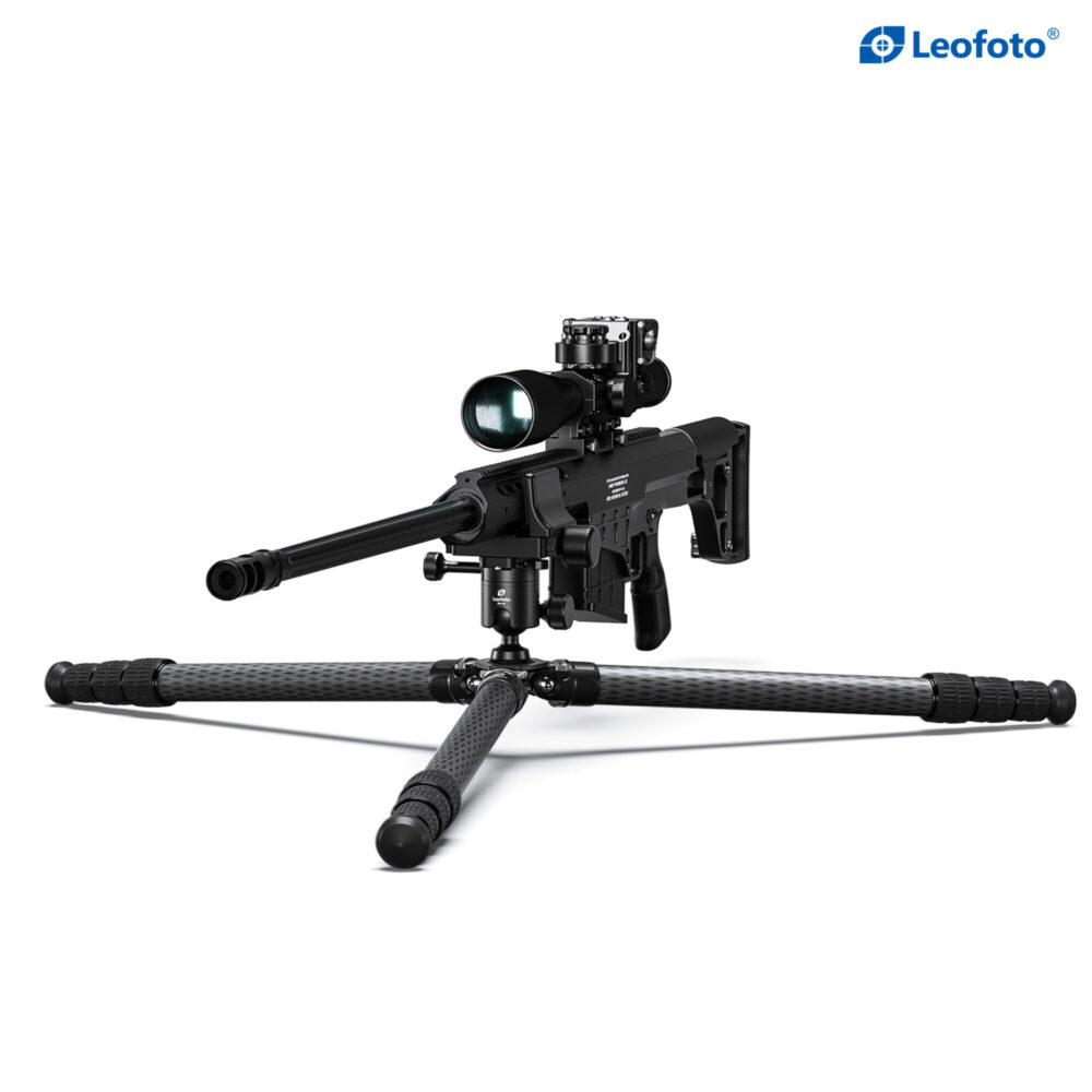 Leofoto SA-364C Tripod langwapen in schietopstelling met bipod als praktijkvoorbeeld