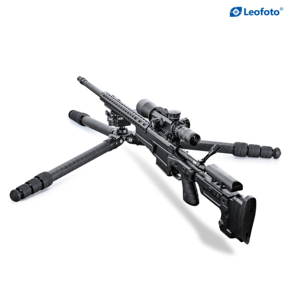 Leofoto SA-364C Tripod langwapen in schietopstelling met bipod als praktijkvoorbeeld