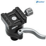 Leofoto-SA-364C-Carbon-tripod-and-rifle-mount-MA-40-2 Leofoto SA-364C Tripod detail van Arca-Swiss/Picatinny-klem met snelspanhendel