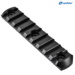 Leofoto MLP-100 Picatinny-rail schuin bovenaanzicht van de 100mm rail met Picatinny-sleuven