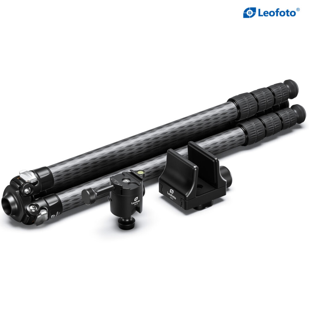 Leofoto SA-324CL Carbon Tripod ingeklapt statief liggend, poten samengebonden