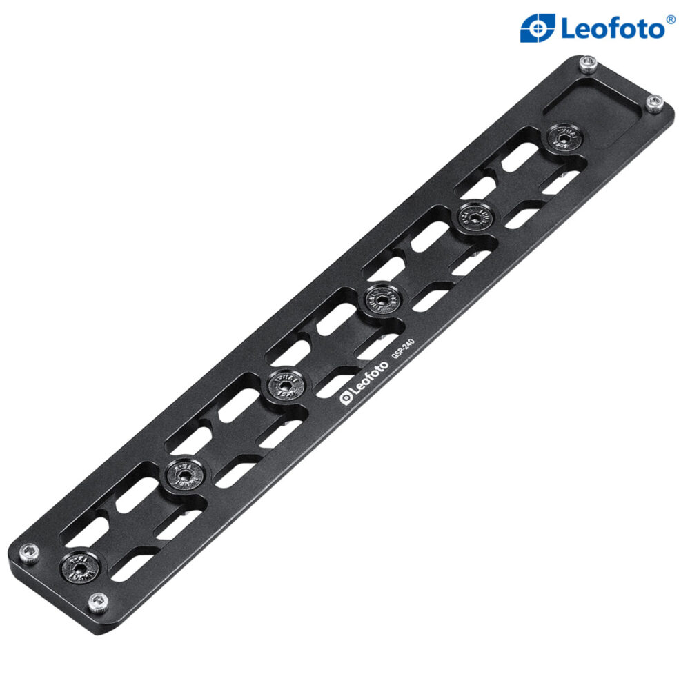Leofoto GSP-240 Adaptersrail onderzijde met Arca-Swiss profiel en gemonteerd bevestigingsmateriaal